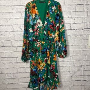 NYC Floral Green Long Sleeve Wrap Dress- Size L